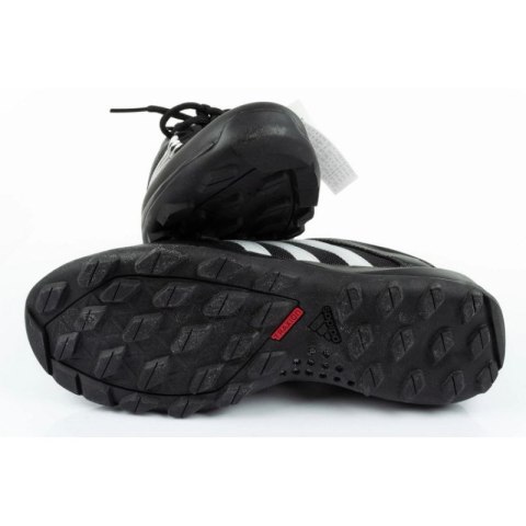 Buty sportowe adidas Daroga Plus Canvas M FX9523