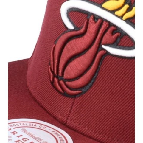 Czapka z daszkiem Mitchell & Ness NBA Miami Heat Top Spot Snapback Hwc Heat HHSS3256-MHEYYPPPMARO Czapka z daszkiem Mitchell & Ness NBA Miami Heat Top Spot Snapback Hwc Heat HHSS3256-MHEYYPPPMARO