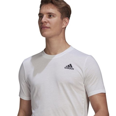 Koszulka adidas Aeroready Designed 2 Move Sport Tee M GR0517 Koszulka adidas Aeroready Designed 2 Move Sport Tee M GR0517