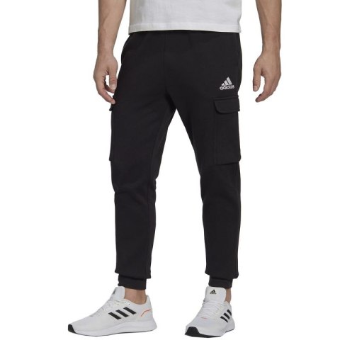 Spodnie adidas Essentials Fleece Regular Tapered Cargo M HL2226 Spodnie adidas Essentials Fleece Regular Tapered Cargo M HL2226