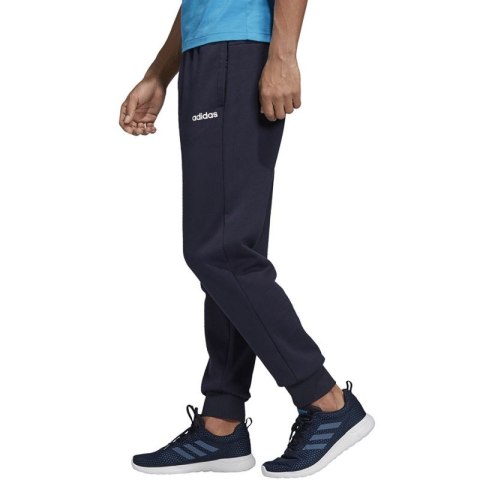 Spodnie adidas Essentials Plain Tapered Pant FL M DU0376