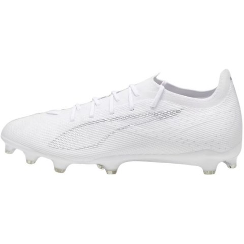 Buty piłkarskie Puma Ultra 5 Pro FG/AG białe 107685 04 Buty piłkarskie Puma Ultra 5 Pro FG/AG białe 107685 04