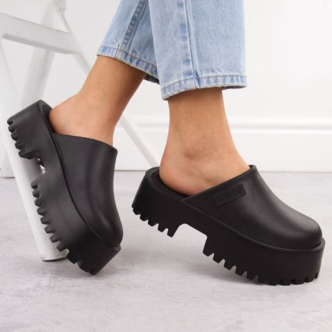 Chodaki na masywnej podeszwie Big Star W NN274014 INT2083A