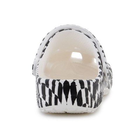 Klapki Crocs Classic warped checker clog 211007-103