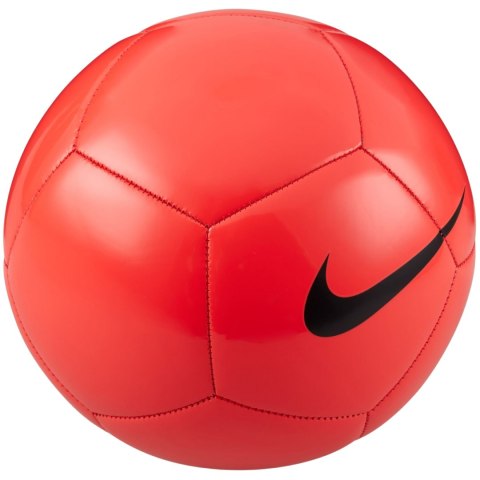 Piłka nożna Nike Pitch Team czerwona DH9796 635 Piłka nożna Nike Pitch Team czerwona DH9796 635