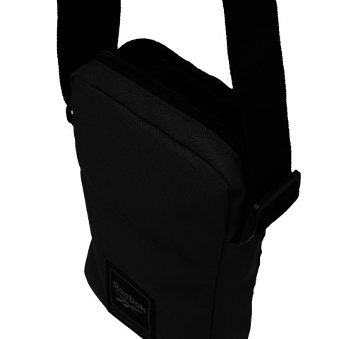 Torebka na ramię Reebok Workout City Bag czarna FQ5288 Torebka na ramię Reebok Workout City Bag czarna FQ5288