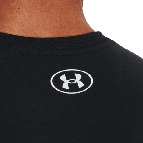 Koszulka męska Under Armour Camo Chest Stripe SS czarna 1376830 001 Koszulka męska Under Armour Camo Chest Stripe SS czarna 1376830 001