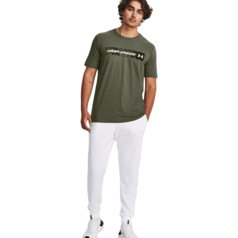 Koszulka męska Under Armour Camo Chest Stripe khaki 1376830 390 Koszulka męska Under Armour Camo Chest Stripe khaki 1376830 390