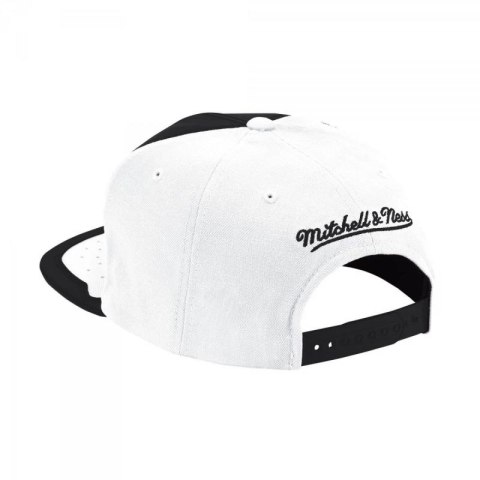 Czapka z daszkiem Mitchell & Ness NBA Chicago Bulls Day One Snapback Bulls 6HSSMM19224-CBUWHBK Czapka z daszkiem Mitchell & Ness NBA Chicago Bulls Day One Snapback Bulls 6HSSMM19224-CBUWHBK