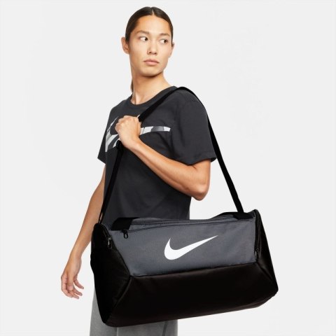 Torba Nike Brasilia 9.5 DM3976-026 Torba Nike Brasilia 9.5 DM3976-026