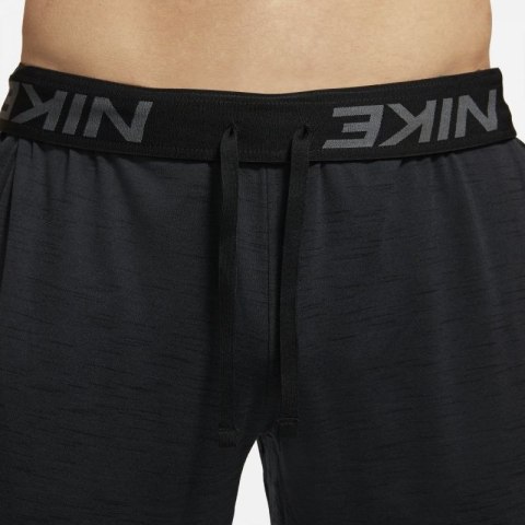 Spodnie Nike Yoga Dri-FIT M CZ2208-010 Spodnie Nike Yoga Dri-FIT M CZ2208-010