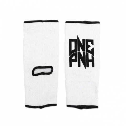 Elastyczny ochraniacz stawu skokowego "ONE PUNCH" 08256-01M Elastyczny ochraniacz stawu skokowego "ONE PUNCH" 08256-01M