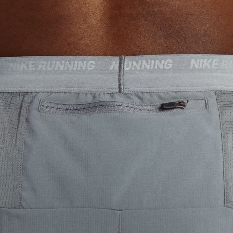Spodenki Nike Dri-FIT Stride M DM4755-084 Spodenki Nike Dri-FIT Stride M DM4755-084