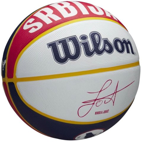 Piłka Wilson NBA Player Local Nikola Jokic do kosza WZ4006701XB Piłka Wilson NBA Player Local Nikola Jokic do kosza WZ4006701XB